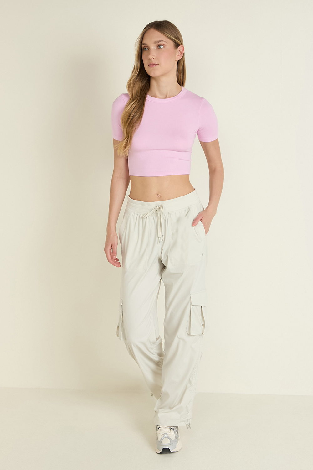 Hold Tight Straight Hem Cropped T-Shirt